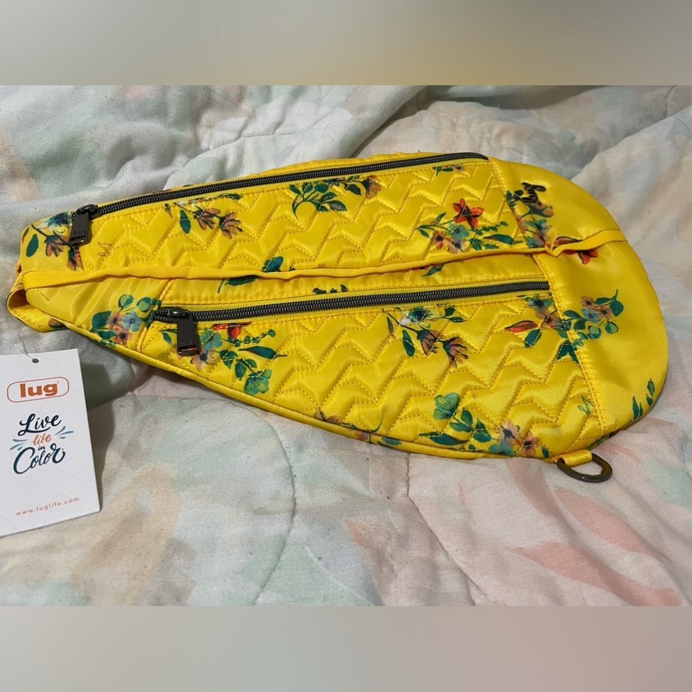 Lug windsail sling bag in bouquet yellow NWT